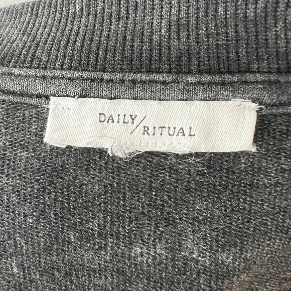 Daily Ritual Black Gray Distressed Sweatshirt Round Neck Long Sleeve Pullover M? - Picture 7 of 7